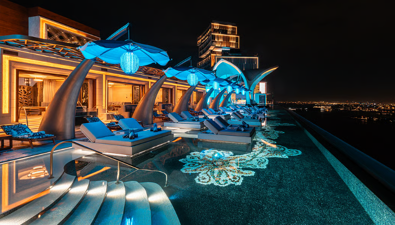 Best Luxury Hotels for 2025 with Rooftop Bars